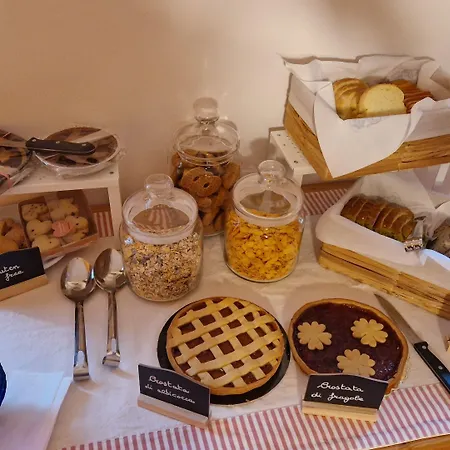Le Betulle Bed & Breakfast *